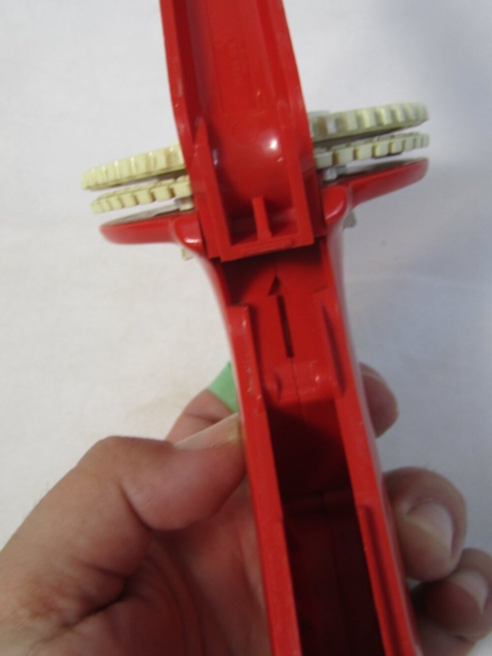 Astro Compact Handheld Rotary Label Maker Embosser Orange Vintage - Tested-Works - Picture 9 of 11